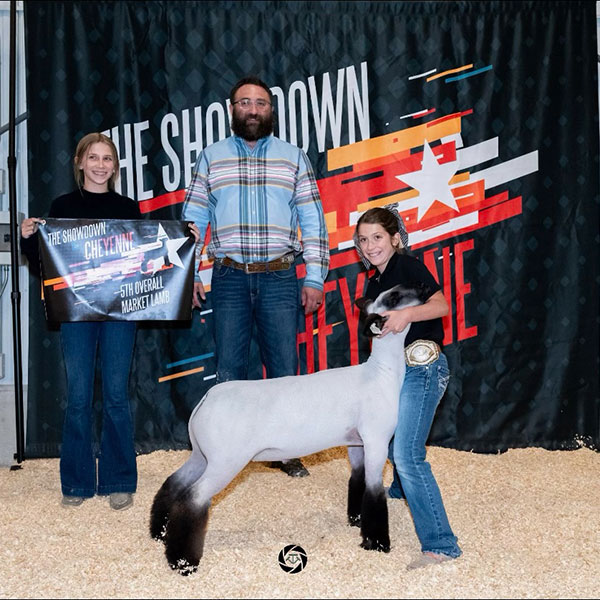 5th Overall Mkt Lamb<br />
The Showdown at Cheyenne - Day 1